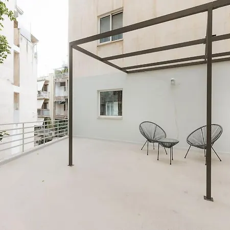 Apartmán Spacious Featuring A Private Terrace