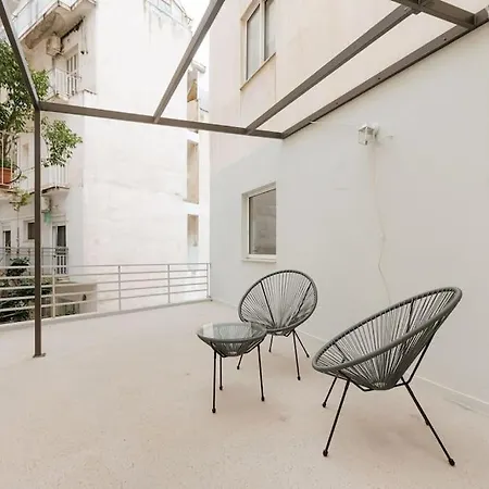 Apartmán Spacious Featuring A Private Terrace